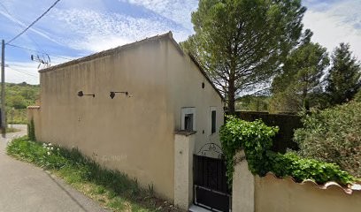 Montée Du Ventoux, Centre Equestres à Malemort-du-Comtat
