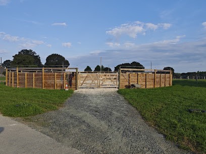 L'écurie de la Jacinthe, Pension pour Chevaux à Plessé