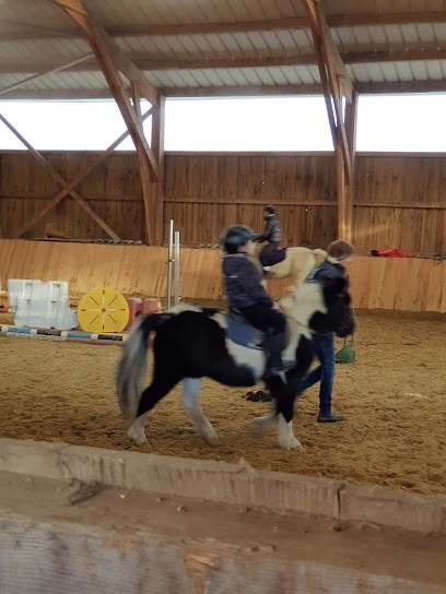 écuries de la grange, Centre Equestres à Eygurande