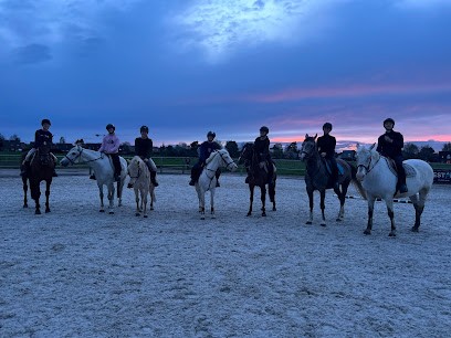 LE LOGIS DES CAVALIERS, Centre Equestres à Linselles