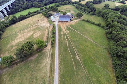 Cotrel Céline, Pension pour Chevaux à Saint-Berthevin