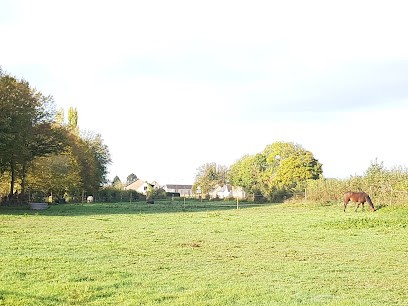 Écurie equestri'art, Centre Equestres à Villers-lès-Guise