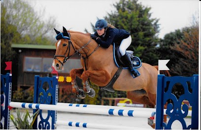 Haras de Laleu - Charlène Burriez, Centre Equestres à Valloire-sur-Cisse