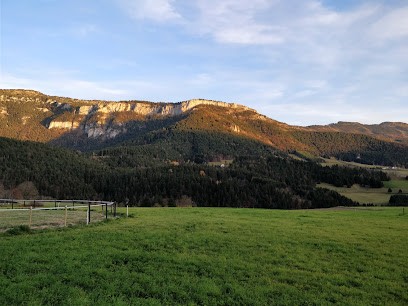 Ecurie du Mas en Vercors, Centre Equestres à Lans-en-Vercors
