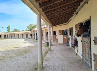 Rousselle Riding, Centre Equestres à Rousset