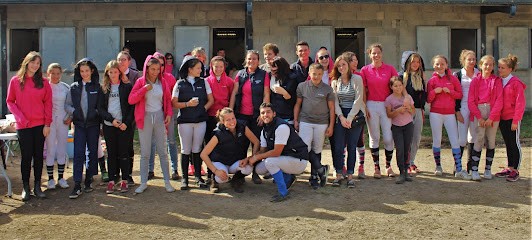 L'eperon De Corcet, Centre Equestres à Naintré
