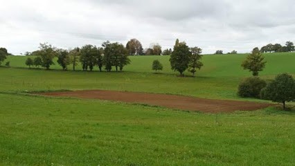 Écuries Karine roux 87, Pension pour Chevaux à Saint-Jean-Ligoure