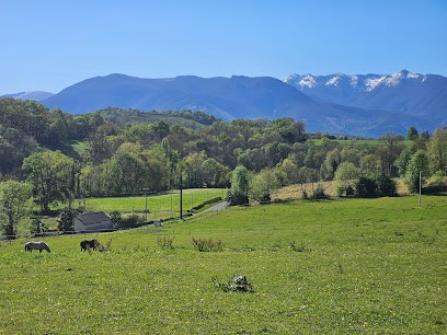 LYCEE TECH NAY BAUDREIX, Centre Equestres à Nay