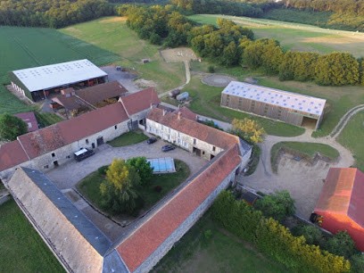 Écurie Saint Georges Ivors, Pension pour Chevaux à Ivors