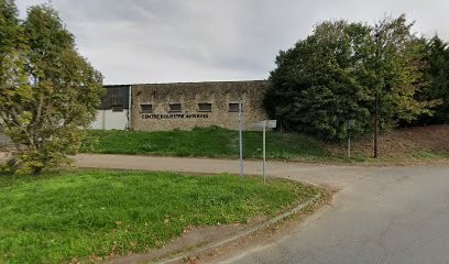 Equestrian Center De Naves, Centre Equestres à Naves