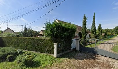 Pony Club Ecurie Ouroux Jump, Centre Equestres à Ouroux-sur-Saône