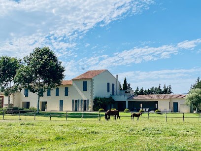 Field Révélat, Centre Equestres à Mallemort