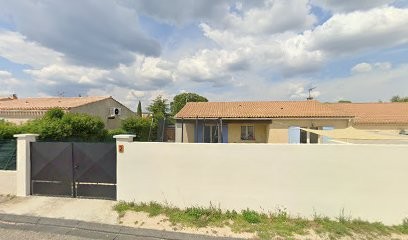 Eynavay Trail, Centre Equestres à Rochefort-du-Gard