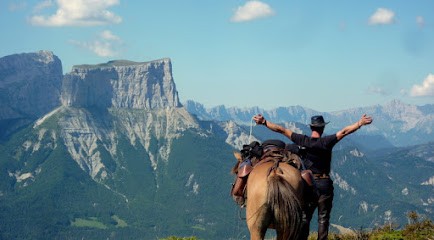 Equestrian Farm Les Quatre Chemins, Centre Equestres à Chichilianne