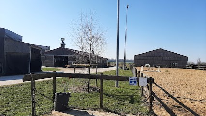 Domaine Equestre De Haute Maison, Centre Equestres à La Haute-Maison