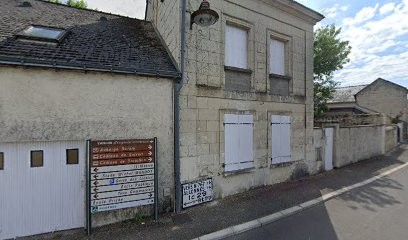 Alexandre Deval, Centre Equestres à Neuillé