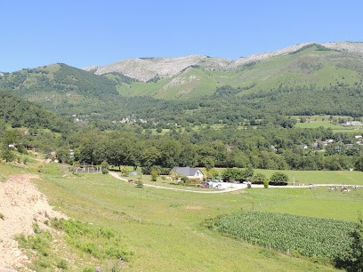 Ferme Equestre Le Bourdalat, Centre Equestres à Ouzous