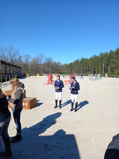 Poney Club, Centre Equestres à Veilleins