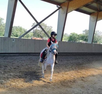 senaux indya, Centre Equestres à Villedaigne