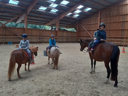 Equestrian Center Stud De Valdor, Centre Equestres à Compreignac