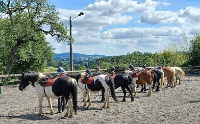 Horse Farm De St-Laurent - Équitation- Randonnées-Formation, Centre Equestres à Saint-Laurent-en-Brionnais