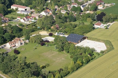 L'Ecurie Du Grand K, Centre Equestres à Méré