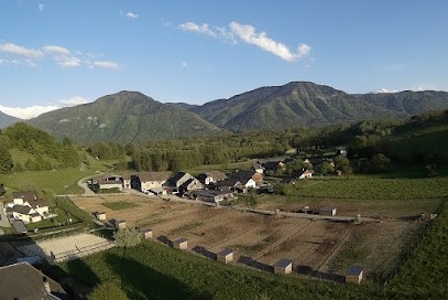 Stable Val Gelon, Pension pour Chevaux à Châteauneuf