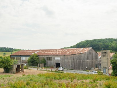 Asee - Adventure Sport Equestre Ecurie, Centre Equestres à Cherisy