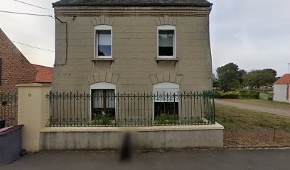 Les Écuries Du Courant D'Ô, Centre Equestres à Clary