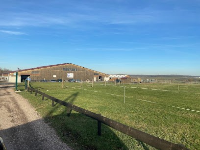 ECOLE D EQUITATION DE CHESNY, Centre Equestres à Chesny
