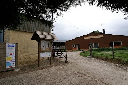 Ferme équestre de Beaufresne, Centre Equestres à Haudricourt