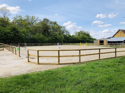 Ecurie des cèdres bleus, Pension pour Chevaux à Saint-Martin-des-Champs