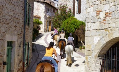 ECURIE DES COLLINES, Centre Equestres à Pujols