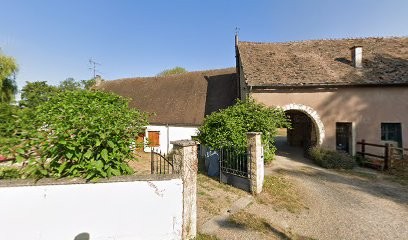 Léon Virginie, Centre Equestres à Hécourt