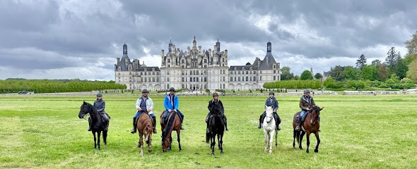 Cheval et Châteaux, Centre Equestres à Courmemin