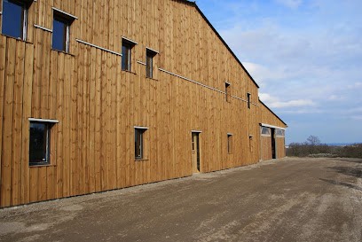 Ecuries Des Ollagnons, Centre Equestres à Mornant