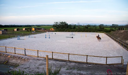 Les écuries de la Limagne, Centre Equestres à Ennezat