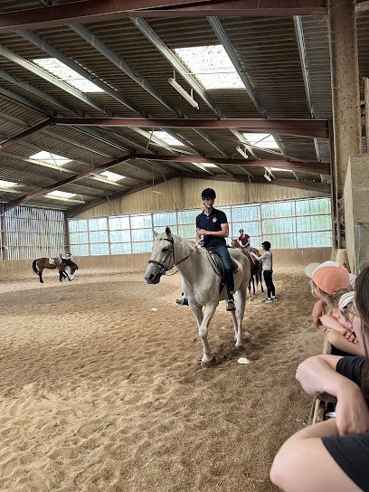 ECURIES DE LA SANGUEZE, Centre Equestres à Vallet