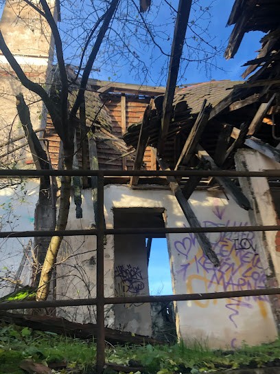 Ecurie Cério, Centre Equestres à Saint-Hippolyte