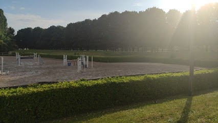 CERCLE HIPPIQUE DU CHESNAY, Centre Equestres au Chesnay