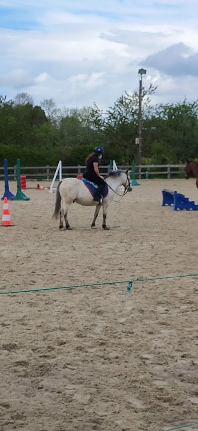 Ecurie De Nessa, Centre Equestres à Rebeuville