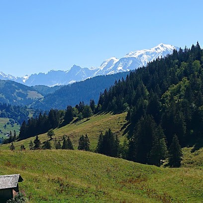 Aravis Equitation, Centre Equestres à La Clusaz
