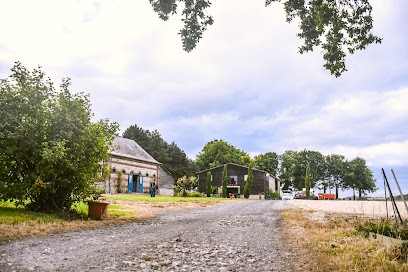 Ecurie Marc Claeyssens - Haras De Riton, Centre Equestres à Néville