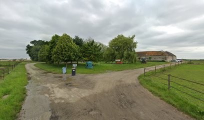 Le château des poneys, Centre Equestres à Sainville