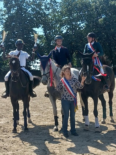 HARAS DES PERCHERS, Centre Equestres à Passais Villages