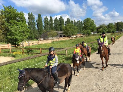 Equestrian Center De Montigny, Centre Equestres à Montigny-sur-Loing
