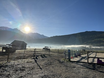 Écurie de la Plaine, Centre Equestres à Passy