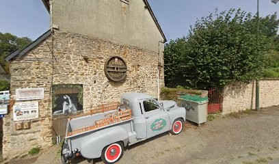 Les Ecuries De La Pommeraye, Centre Equestres à La Pommeraye