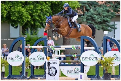 ECURIE LAPORTE, Centre Equestres à Riom
