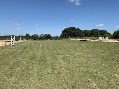 Écurie d'arion, Centre Equestres à Courcelles-lès-Semur